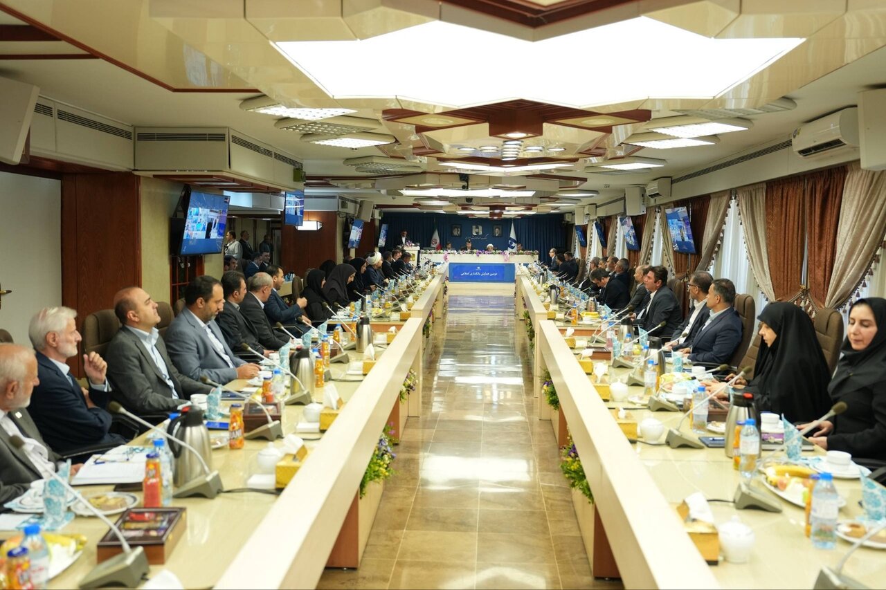 قدردانی رئیس شورای فقهی بانک مرکزی از بانک صادرات ایران به دلیل رعایت اصول اسلامی در فرآیندهای بانکی