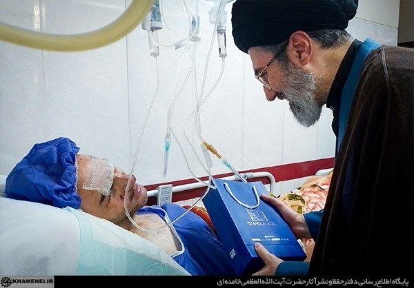 تصاویری از حضرت آیتالله سیدمجتبی خامنهای رهبر معظم انقلاب اسلامی در جریان عیادت دو سال پیش فرزندان رهبر شهید انقلاب از جانبازان پیجری حزبالله لبنان تصاویری از حضرت آیتالله سیدمجتبی خامنهای رهبر معظم انقلاب اسلامی در جریان عیادت دو سال پیش فرزندان رهبر شهید انقلاب از جانبازان پیجری حزبالله لبنان