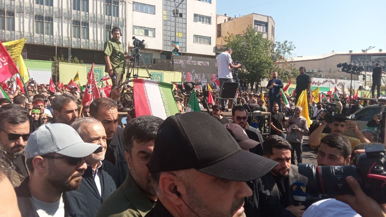 حضور پزشکیان در رزمایش جانفدایان