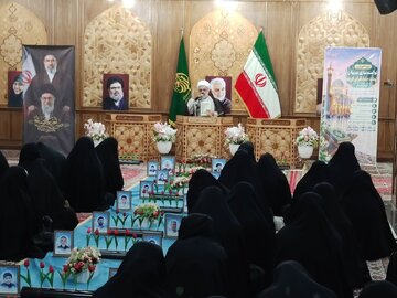 تحول آموزش قرآن در فارس؛حافظان قرآن باید مروج سبک زندگی قرآنی باشند