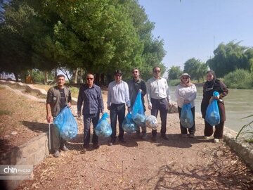 پاکسازی ساحل رودخانه شاوور شوش در راستای پویش «خوزستان پاکیزه»