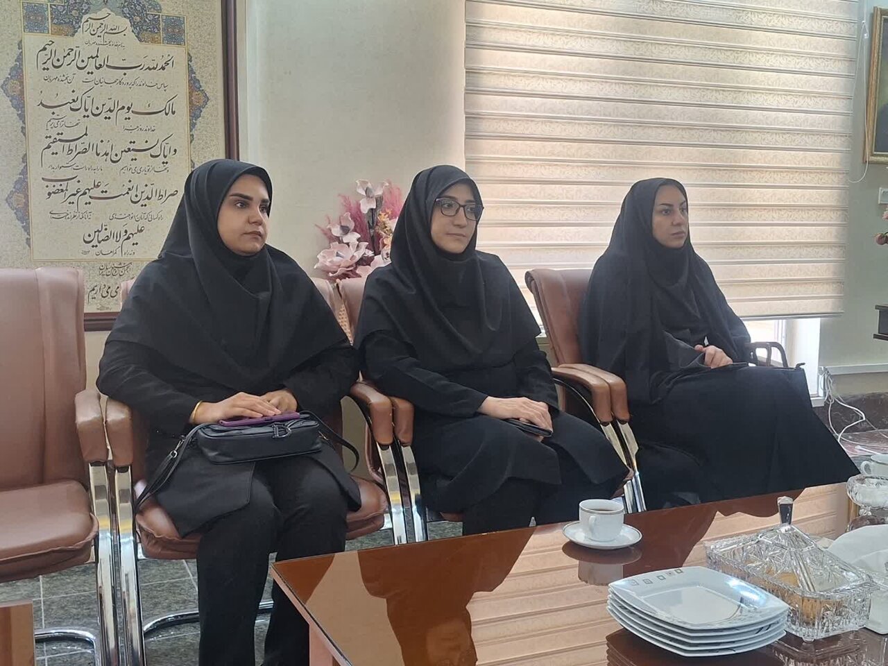 نشست سهجانبه فرهنگ، کتابخانه و رسانه در لرستان / تقویم مشترک فرهنگی تدوین میشود نشست سهجانبه فرهنگ، کتابخانه و رسانه در لرستان / تقویم مشترک فرهنگی تدوین میشود