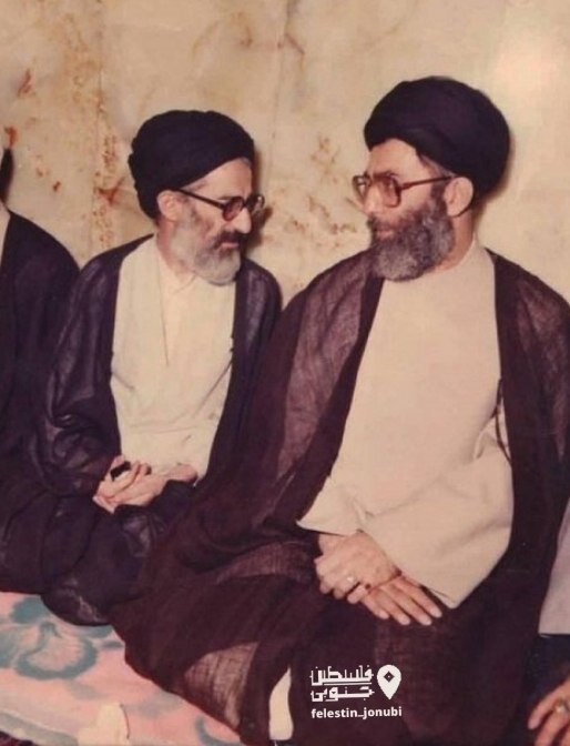 عکسی کمتر دیده شده از آیت‌الله شبیری زنجانی در کنار رهبر شهید انقلاب