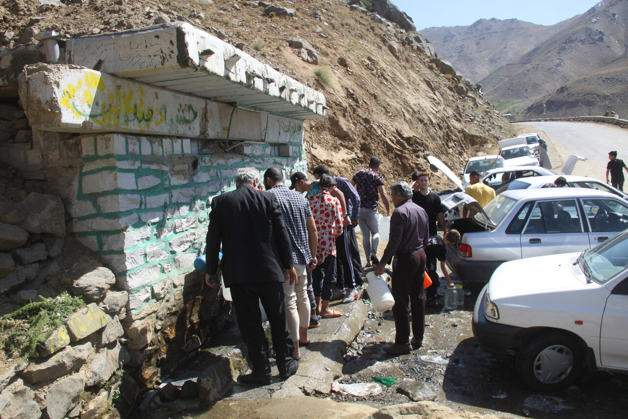 ۲۹ چشمه در همدان، کردستان و اصفهان بررسی شدند / کشف DNA دو انگل در آب چشمههای ایران / «طبیعیبودن آب بهمنزله سالمبودن آن نیست»
