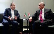 هشدار عراقچی در دیدار با وزیر خارجه عراق: کشورهای منطقه نباید اجازه استفاده از خاک خود علیه ایران را بدهند/ایران در دفاع از خود مصمم و جدی است
