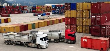تغییر وضعیت تجارت ایران و عراق زیر ضرب آمریکا /  هشدار مرکز اطلاعات مالی : خطر تبدیل ایران به «جزیره پرخطر» در منطقه جدی است