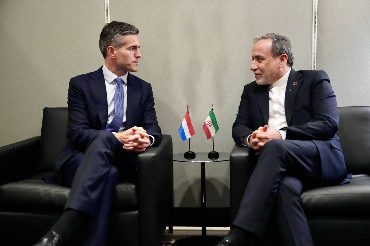 هشدار عراقچی در دیدار با وزیر خارجه هلند؛ راه بازگشت ثبات به منطقه مشخص است