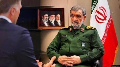 دبیر شورای عالی امنیت ملی: ایران از یک محاصره طولانی آسیب خواهد دید؛ هر کسی خلاف این را بگوید واقعبین نیست؛ خانوادهها هزینه خواهند داد