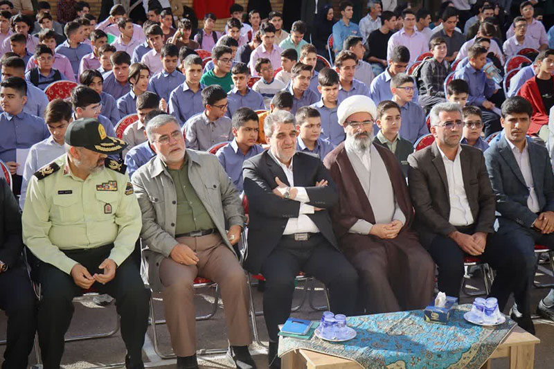 از نیمکت امروز تا فردای ایران؛ مدرسه، مأموریت بزرگ تربیت انسان