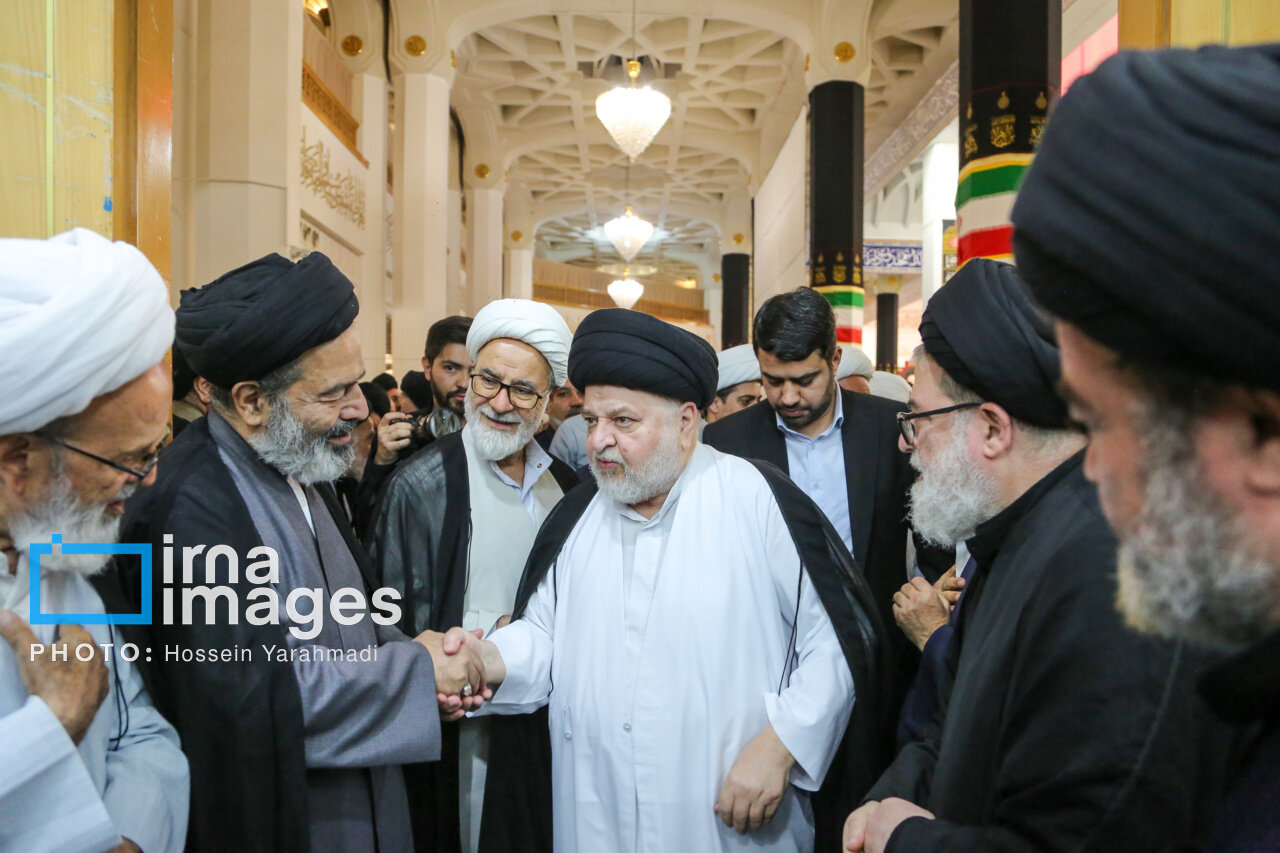 حضور فرزند رهبر شهید انقلاب در یک مراسم ختم/ نماینده آیت الله سیستانی هم بود+ تصاویر