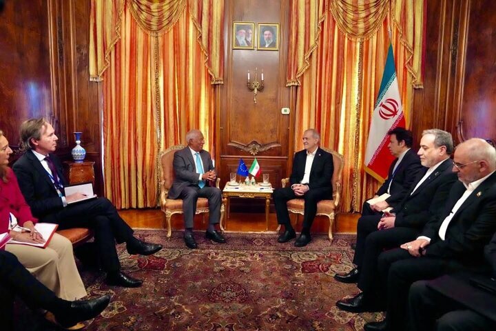 انتقاد رو در روی پزشکیان از اروپایی‌ها / رئیس جمهور خطاب به رئیس شورای اروپا: از چرخه تاثیرگذاری در تحولات بین‌الملل خارج شده‌اید