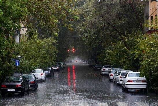 تغییر ناگهانی وضعیت هوا در تهران؛ رگبار و بادهای شدید در راه است