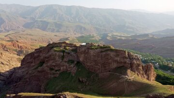 بازدید از دولتخانه صفوی و قلعه الموت رایگان شد