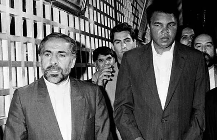 احمد ناطق نوری کیست؟/ از سیاست‌ورزی طولانی پارلمانی تا عکس یادگاری با محمدعلی کلی و تعیین تکلیف شرعی برای بوکس/ داستان مردی که جلوی احمدی نژاد ایستاد!