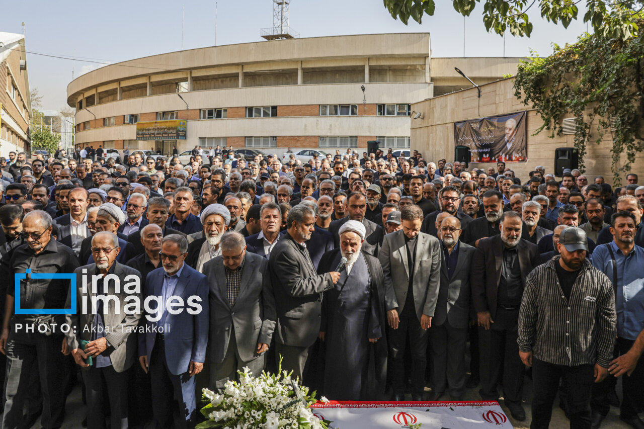 تشییع پیکر زنده یاد «احمد ناطق نوری»