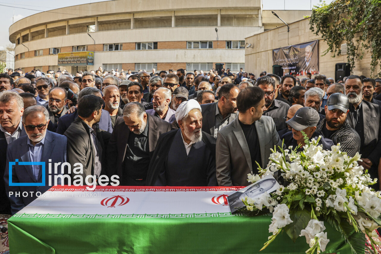 تشییع پیکر زنده یاد «احمد ناطق نوری» تشییع پیکر زنده یاد «احمد ناطق نوری»