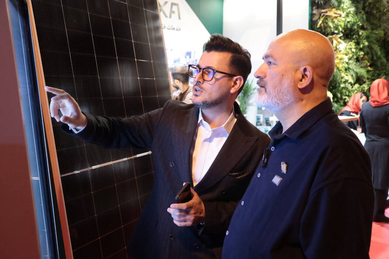 فیکسا انرژی با سرمایهگذاری ۳ هزار میلیاردی وارد بازار خورشیدی شد