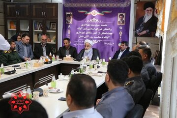 امام-جمعه-ابیک.jpg