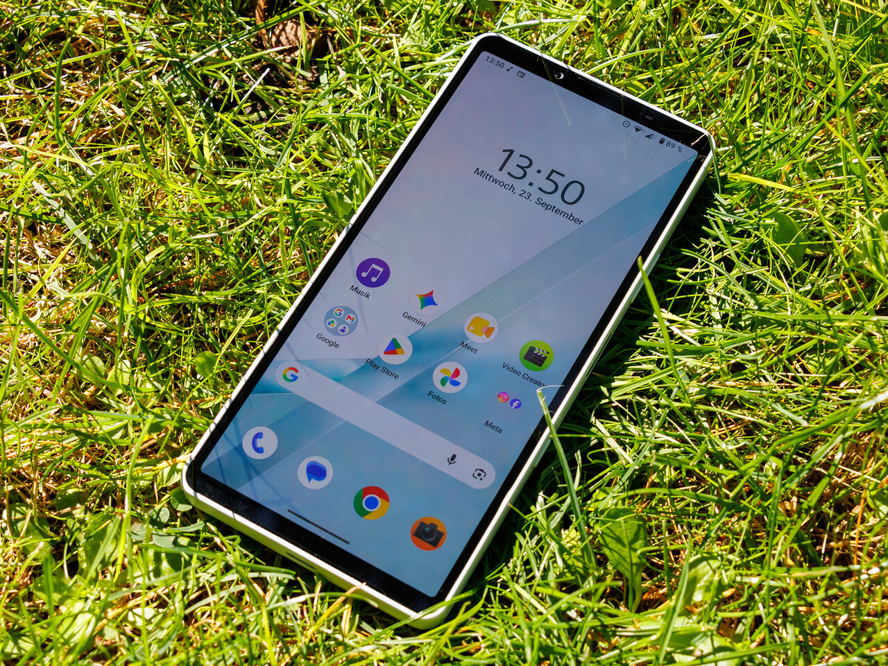 IP68 یعنی گوشی ضدآب است؟ / سونی توضیح می‌دهد