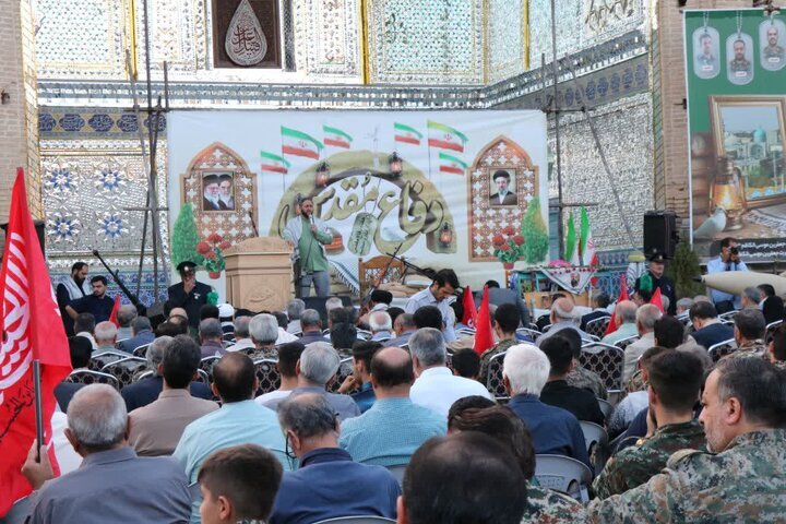 سردار بلالی: از موشکهای ۳۰۰ کیلومتری به برد ۲۰۰۰ کیلومتر و نقطهزنی رسیدیم/ شهید طهرانی مقدم از همان ابتدا بر ساخت داخلی و مهندسی معکوس تأکید کرد