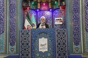 امام جمعه رشت: مسئولان با هنجارشکنی‌ها قاطعانه و قانونی برخورد کنند/ ایران در دوران پهلوی با عقب‌ماندگی مواجه بود اما امروز در جایگاه عزت است