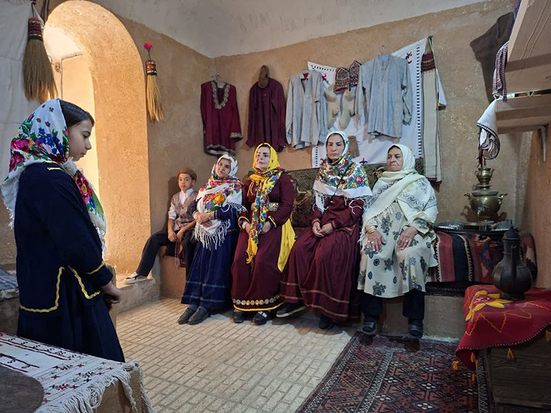 از روایت کودکان تا مهارتآموزی هنرمندان؛ گردشگری سمنان در مسیر مردمیشدن