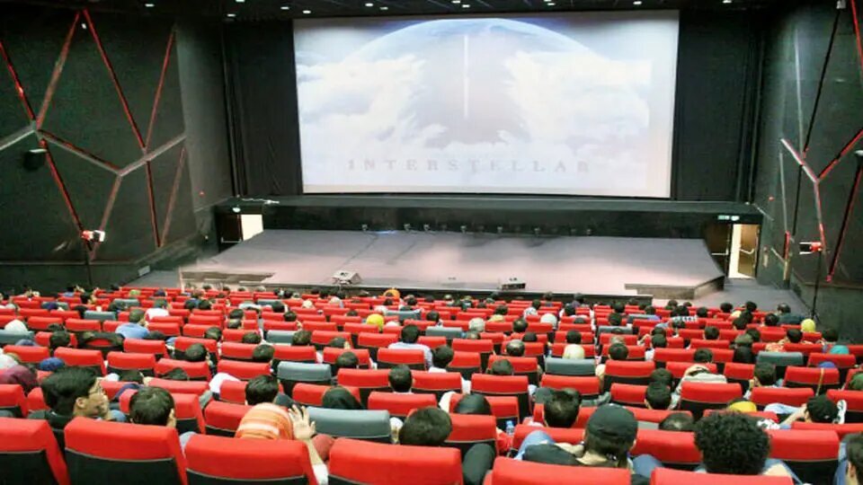 رشد ۲۵ درصدی مخاطبان سینما؛ «خانوم والده» پرفروش‌ترین فیلم هفته شد