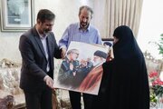 سخنگوی شورای نگهبان در دیدار با خانواده شهید شادمانی: شناساندن شهدا حق اجتماعی نسل‌های آینده است/ شهدا قربانیان جنگ نیستند