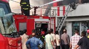 آتش سوزی گسترده در پاساژ خلیج فارس عسلویه