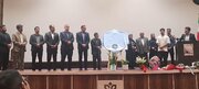 «پیشانی امن» در سمنان رونمایی شد؛ روایت تازه‌ای از سارا محمدزاده امامی در جمع اهالی فرهنگ و کتاب