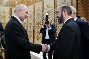 دیدار قالیباف با وزیر امور خارجه ارمنستان/ از دغدغه رئیس مجلس درباره منطقه قفقاز تا تاکید میرزویان؛ علیه جمهوری اسلامی از خاک ارمنستان اقدامی نمی شود