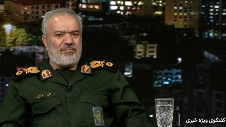 فخرفروشی سردار فدوی به آمریکایی‌ها با قیمت بنزین در ایران: مردم با کمتر از یک دلار باک خودرو را پر می‌کنند + فیلم