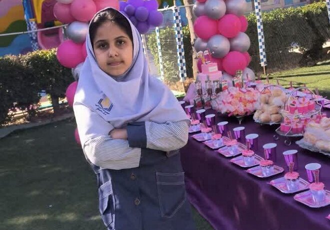«وانیا» دختری ۹ ساله که مدال‌های جهانی را یکی‌ یکی فتح می‌کند؛ دلم یک آزمایشگاه «جادویی» علوم می‌خواهد!