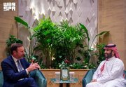 افشاگری سناتور منتقد جنگ از خسارات وارد شده به سفارت آمریکا در ریاض تا بحران گاز مایع در تنگه هرمز / جزئیات دیدار با بن‌سلمان و امیر قطر
