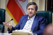 همتی: با تزریق ۲ میلیارد دلار، به ترامپ پیام دادیم مشکل ارز نداریم + فیلم