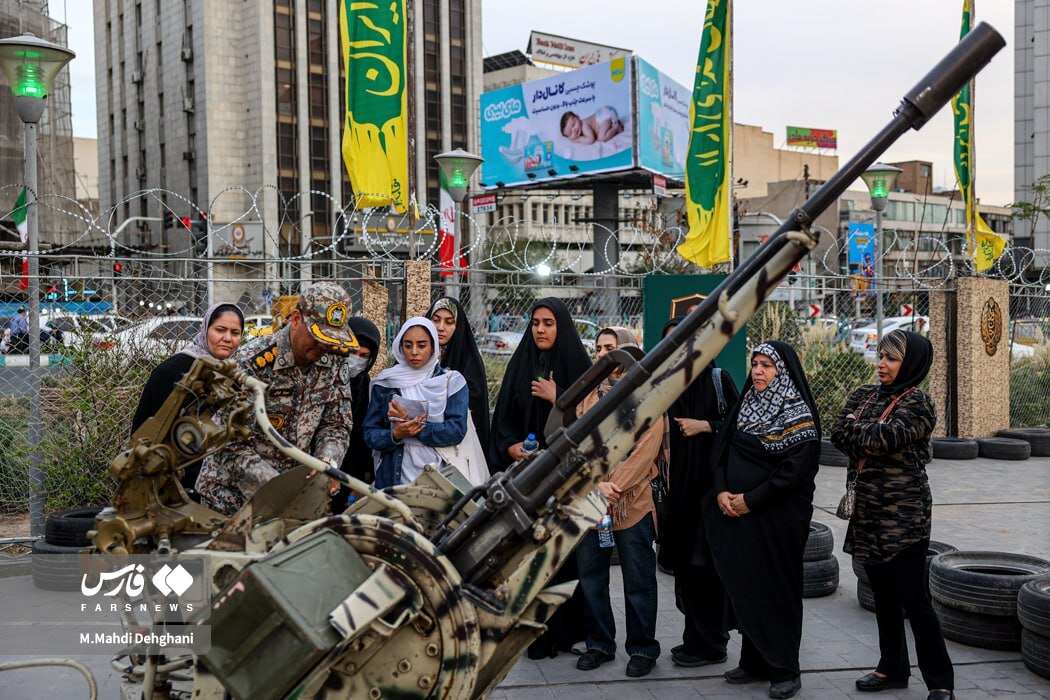تصاویر فارس از آموزش شلیک با ضدهوایی به بانوان در میدان هفت تیر تصاویر فارس از آموزش شلیک با ضدهوایی به بانوان در میدان هفت تیر
