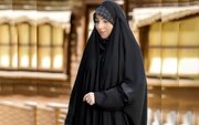 تیپ اداری زنانه با چادر؛ استایل شیک و رسمی برای محل کار