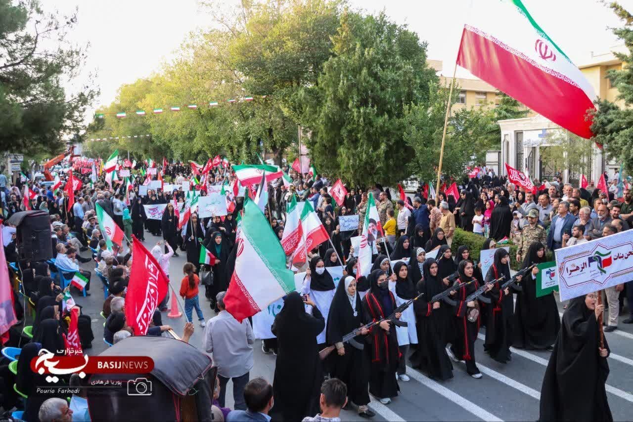 قدردانی مسئولان چهارمحال و بختیاری از حضور حماسی مردم در رزمایش بزرگ «جانفدایان بام ایران»