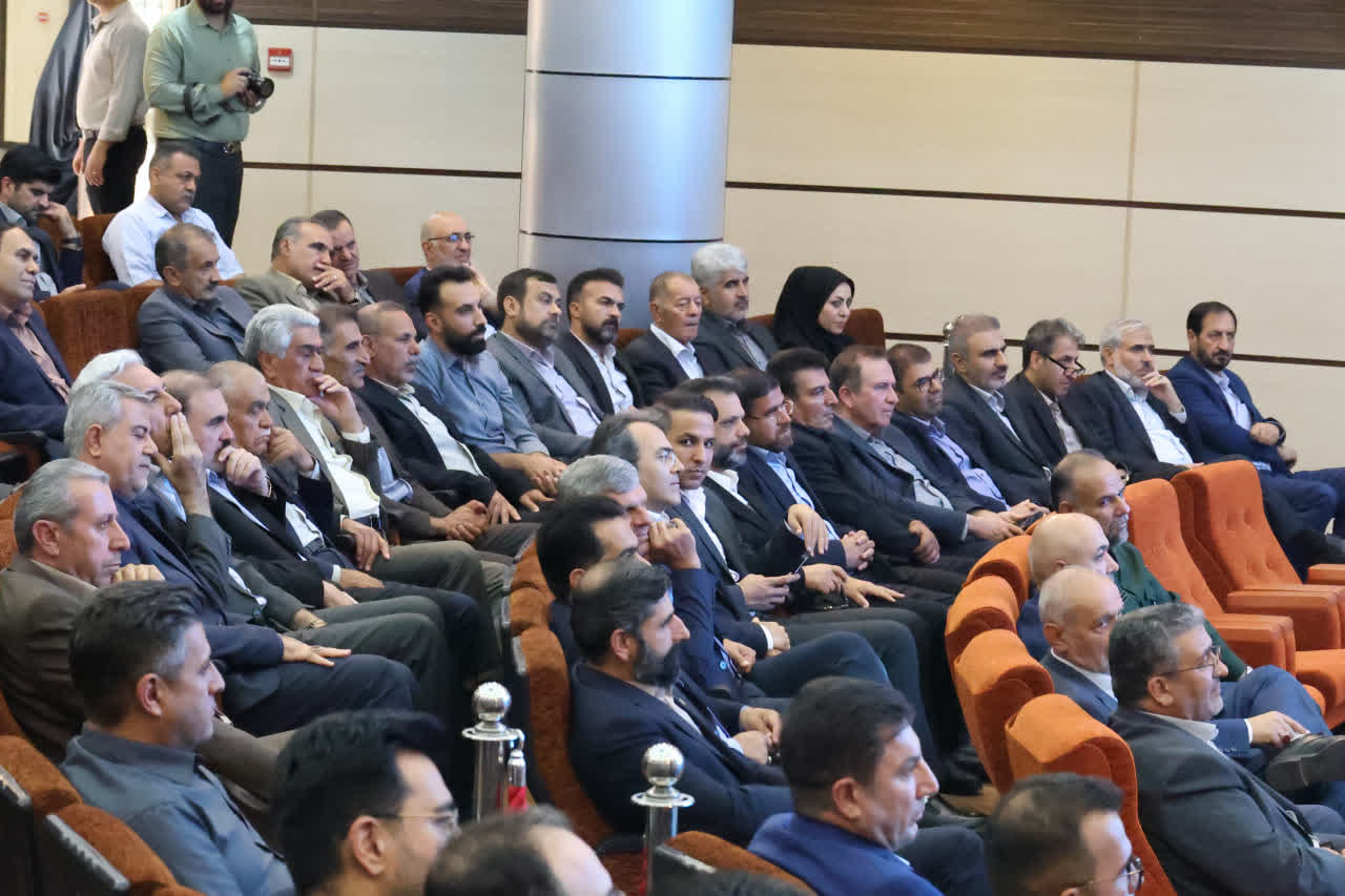 نسیم مهر در چهارمحال و بختیاری وزید/۱۵ میلیارد تومان برای آزادی زندانیان جرایم غیرعمد جمع‌آوری شد