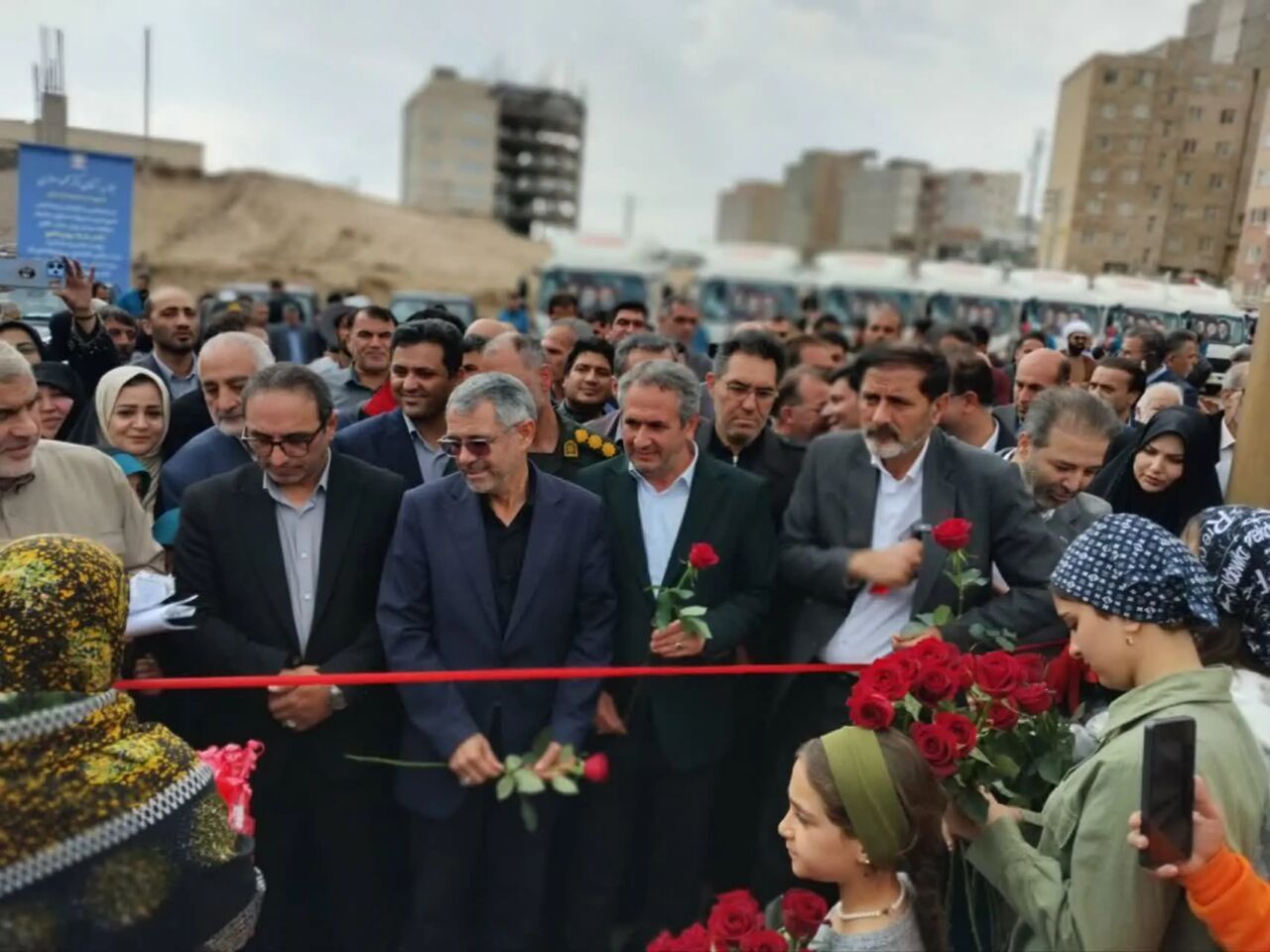 نیکزاد: توسعه متوازن شهری مستلزم توزیع عادلانه امکانات است