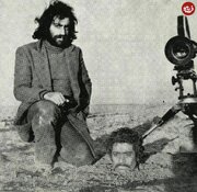 مسعود کیمیایی و بهروز وثوقی در پشت‌صحنه «خاک»؛ ۵۳ سال قبل / عکس