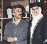 زری خوشکام، همسر علی حاتمی، در پشت صحنه‌ سلطان صاحبقران؛ سال ۵۴ / عکس