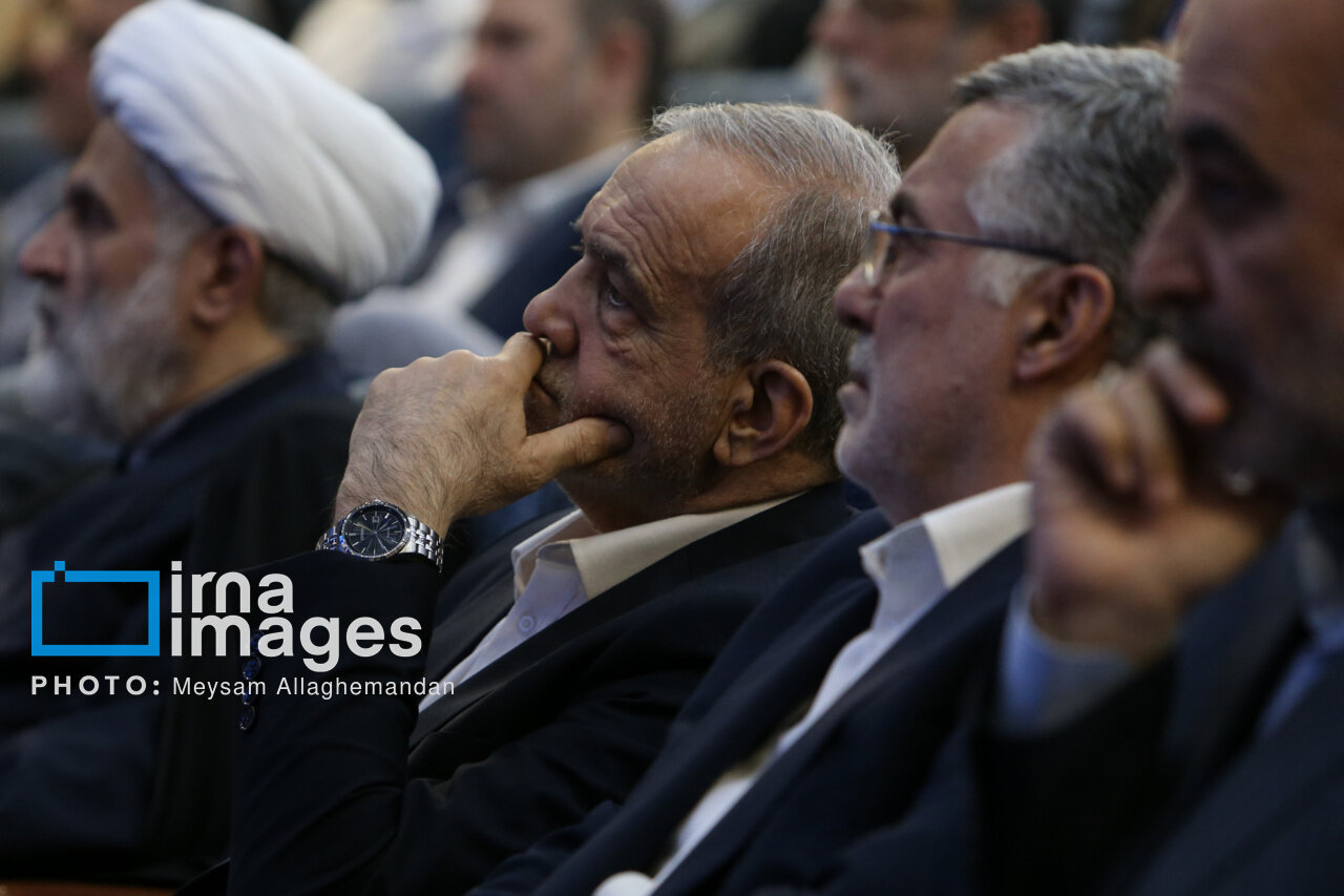 پزشکیان و طائب در یک قاب تصویر