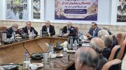مطالبات بازنشستگان ایلام به وزیر کار منتقل می‌شود