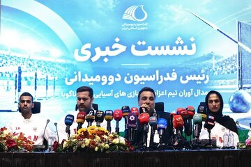 احسان حدادی: خودمان معتقدیم ضعیف عمل کردیم