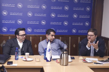متفکران اسلام، مسحیت و یهود با اتکا بر فلسفه یونان بر یکدیگر تاختند/ آیا فلسفه فقط درجهان مسیحی نهادینه شد؟/ تنشهای تمدنی اسلام، یهودیت و غرب