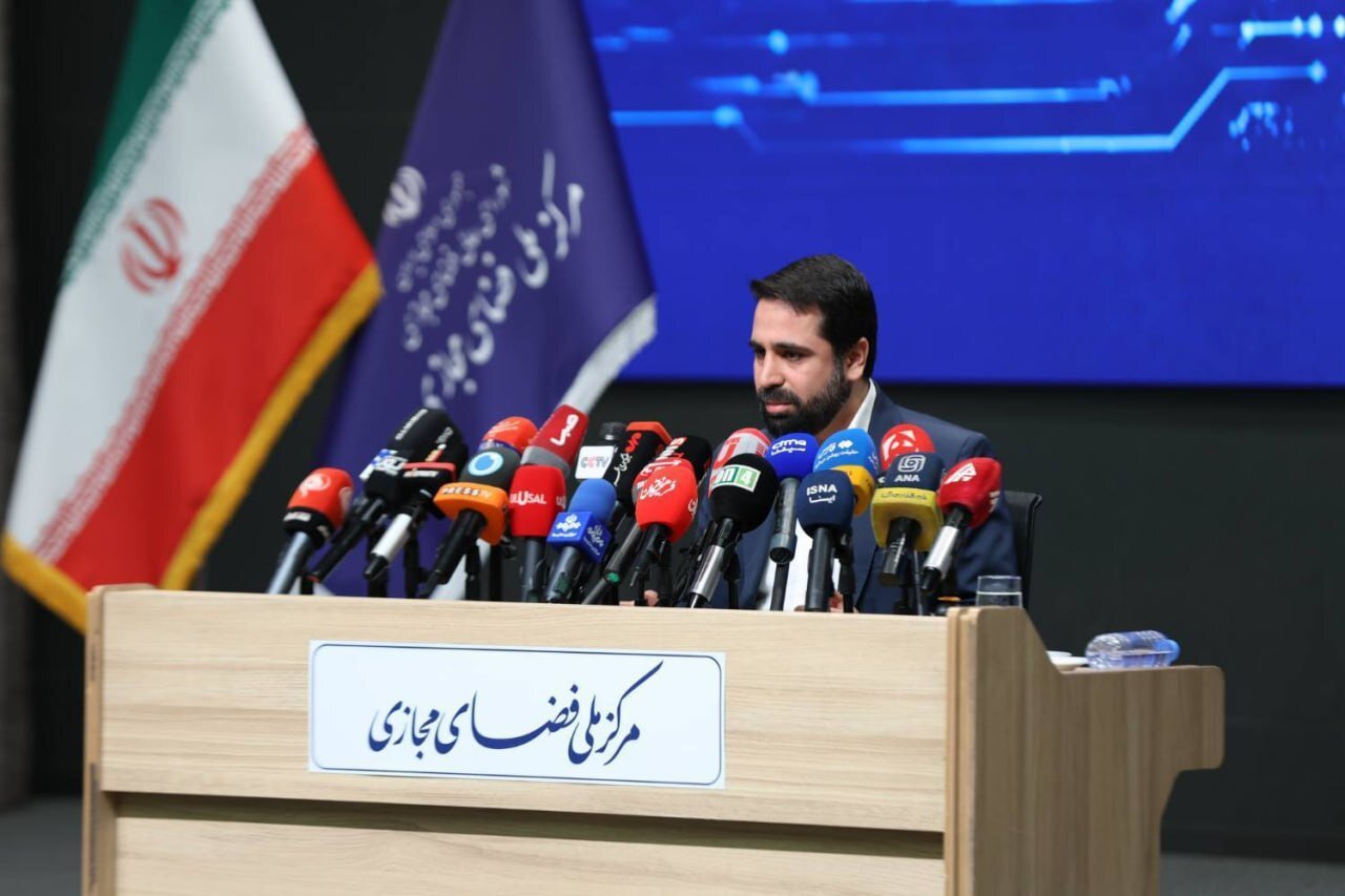 آقامیری: درباره اینترنت بین الملل نهادهای مختلف تصمیمگیری میکنند + فیلم