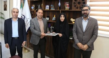 تجلیل از دانشجوی دانشکده منابع طبیعی دانشگاه لرستان؛ منتخب اول جایزه ملی دانشجویی پروفسور سیدآهنگ کوثر