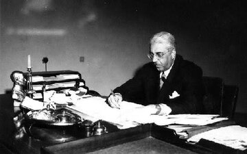 ناگفتههایی از زندگی عباسقلی گلشائیان؛ مردی که نامش با جنجالیترین قرارداد نفتی پیش از ملیشدن گره خورد