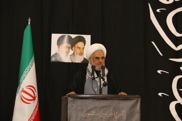 نماینده ولی فقیه در هرمزگان: هیأتها حیات خود را به حمایت دستگاههای دولتی وابسته نکنند/ دستگاههای دولتی وظایفی در حمایت از فعالیتهای مذهبی دارند